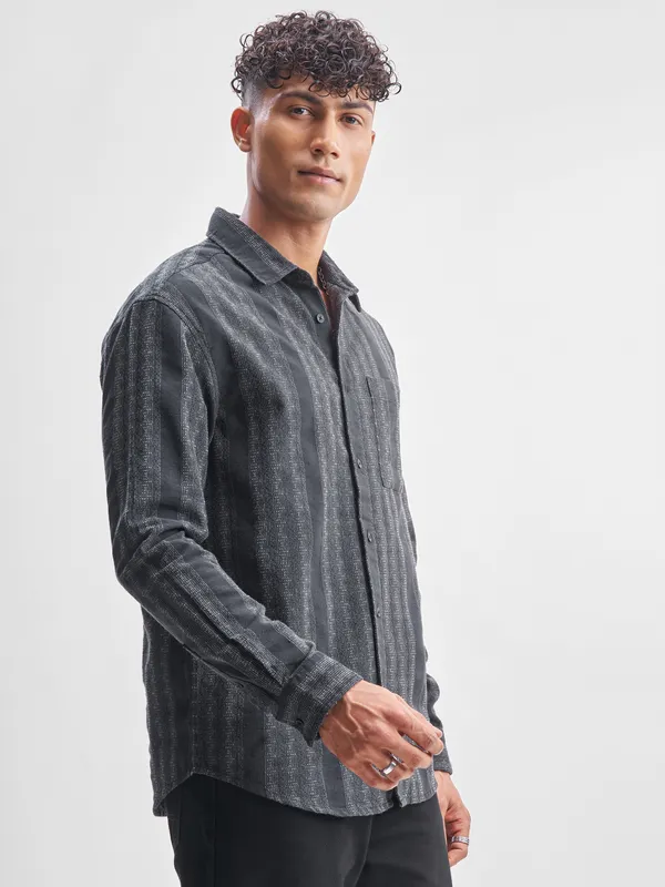 Highlander Men Charcoal Self Design Relaxed Fit Casual Shirt