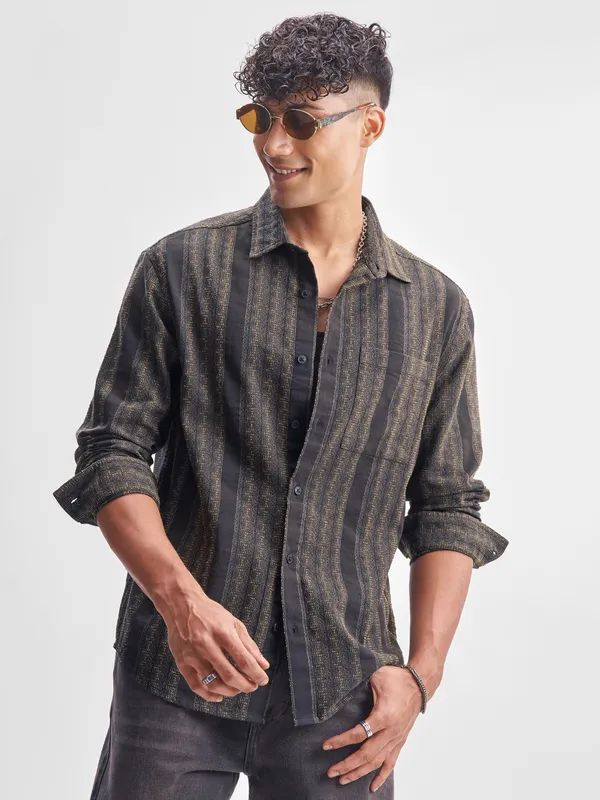 Highlander Men Brown Self Design Relaxed Fit Casual Shirt