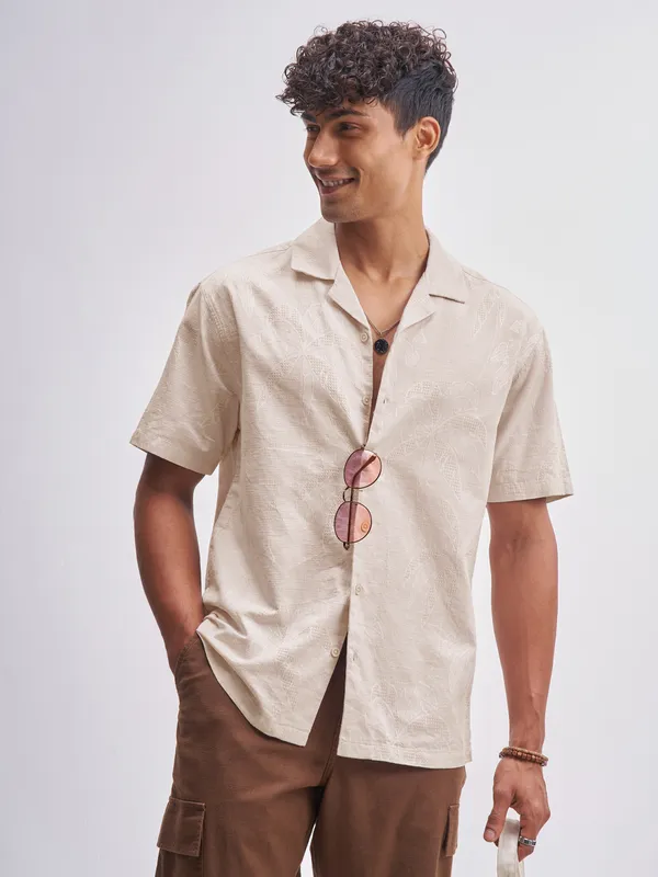 Highlander Men Beige Self Design Relaxed Fit Casual Shirt