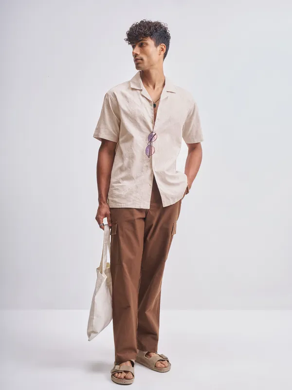 Highlander Men Beige Self Design Relaxed Fit Casual Shirt