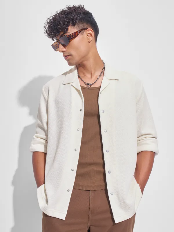 Highlander Men Cream Self Design Oversized Fit Casual Shirt