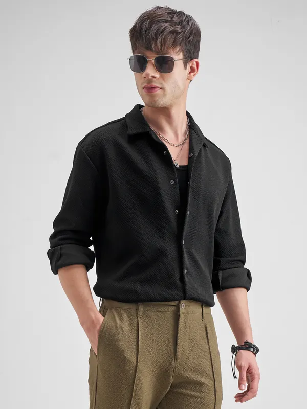 Highlander Men Black Self Design Relaxed Fit Casual Shirt
