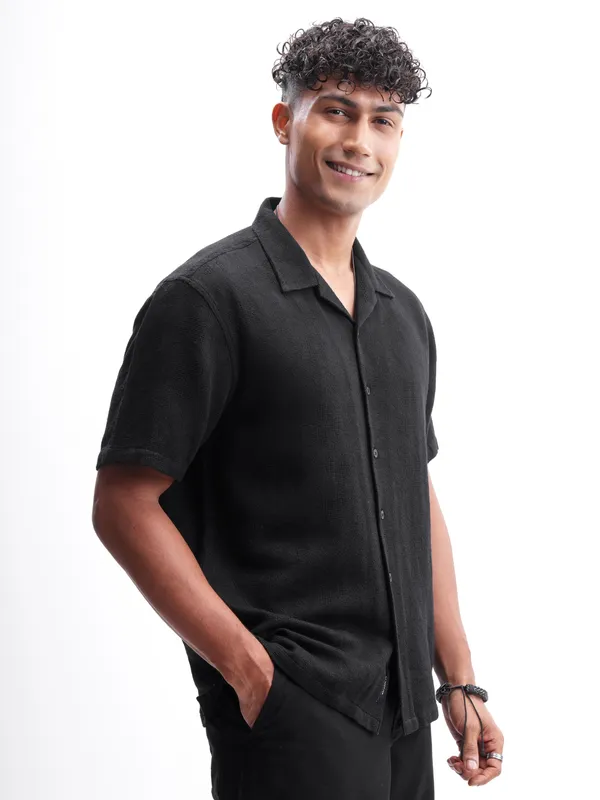 Highlander Men Black Self Design Relaxed Fit Casual Shirt
