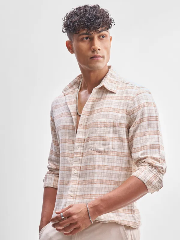 Highlander Men Beige Checked Slim Fit Casual Shirt