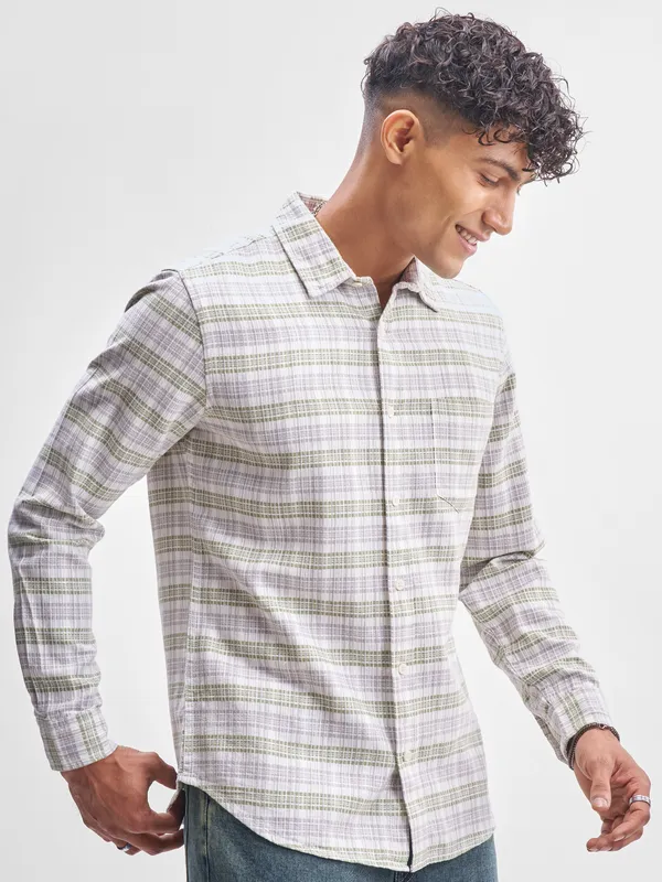 Highlander Men Green Checked Slim Fit Casual Shirt