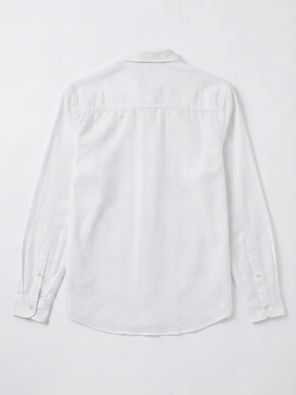 Highlander Men White Self Design Slim Fit Casual Shirt