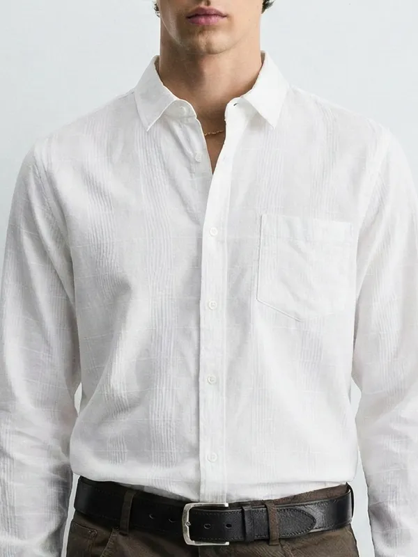 Highlander Men White Self Design Slim Fit Casual Shirt