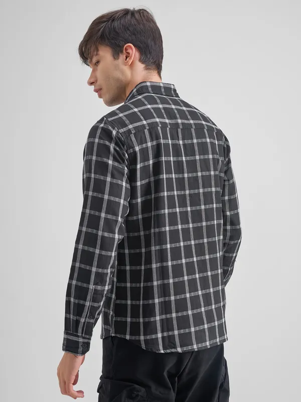 Highlander Men Black Checked Slim Fit Casual Shirt