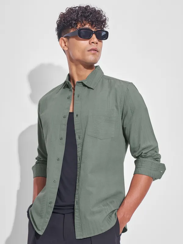 Highlander Men Olive Self Design Slim Fit Casual Shirt