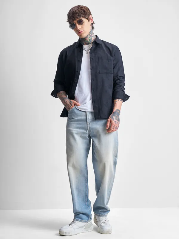 Highlander Men Navy Blue Self Design Relaxed Fit Casual Shirt