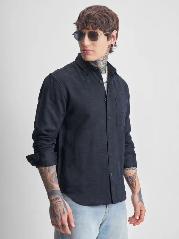 Highlander Men Navy Blue Self Design Relaxed Fit Casual Shirt