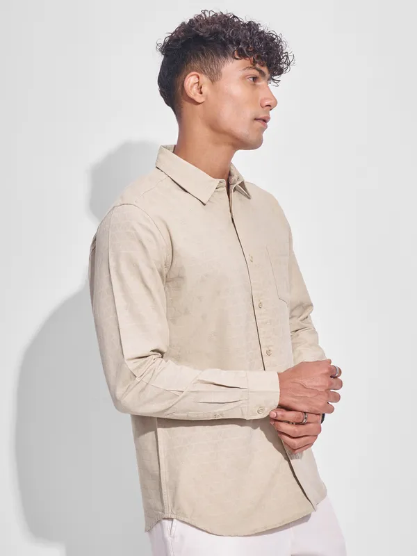 Highlander Men Beige Self Design Slim Fit Casual Shirt