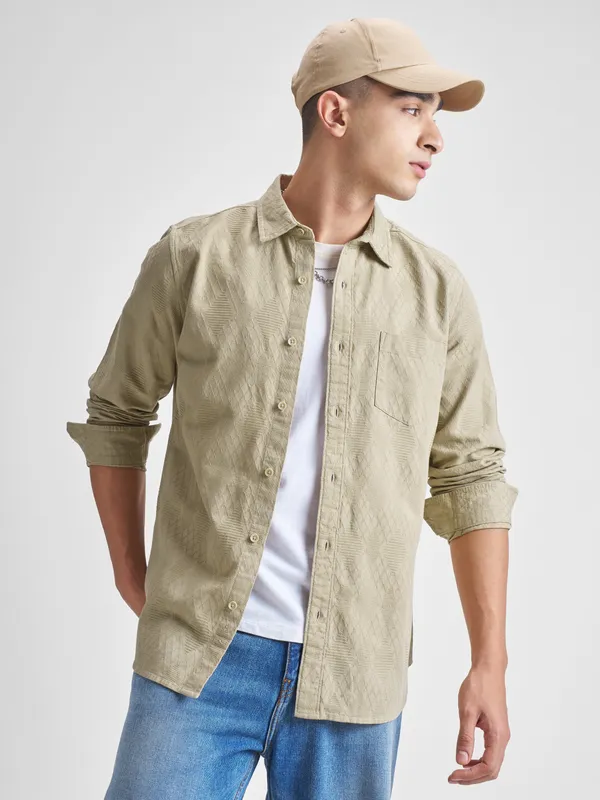 Highlander Men Beige Self Design Slim Fit Casual Shirt