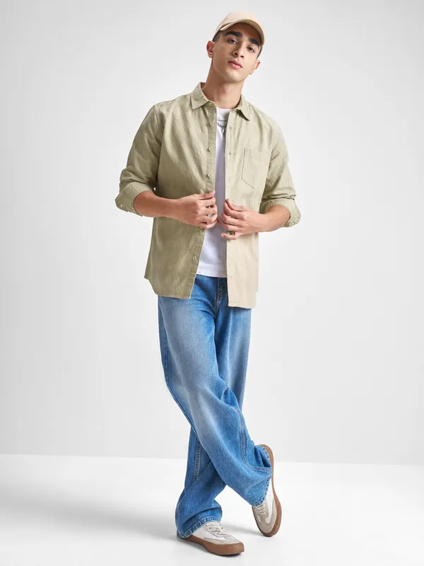 Highlander Men Beige Self Design Slim Fit Casual Shirt