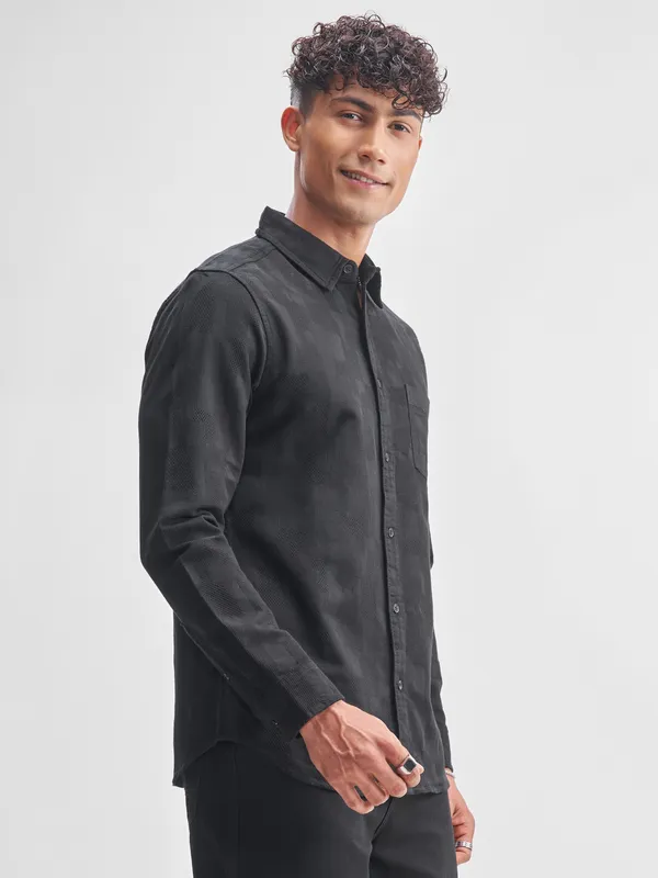 Highlander Men Black Self Design Slim Fit Casual Shirt