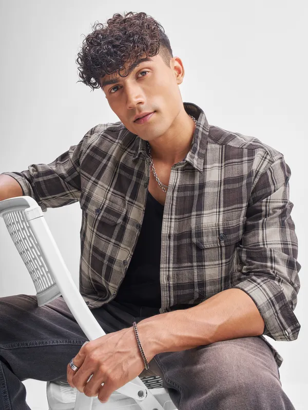 Highlander Men Brown Checked Relaxed Fit Casual Shirt