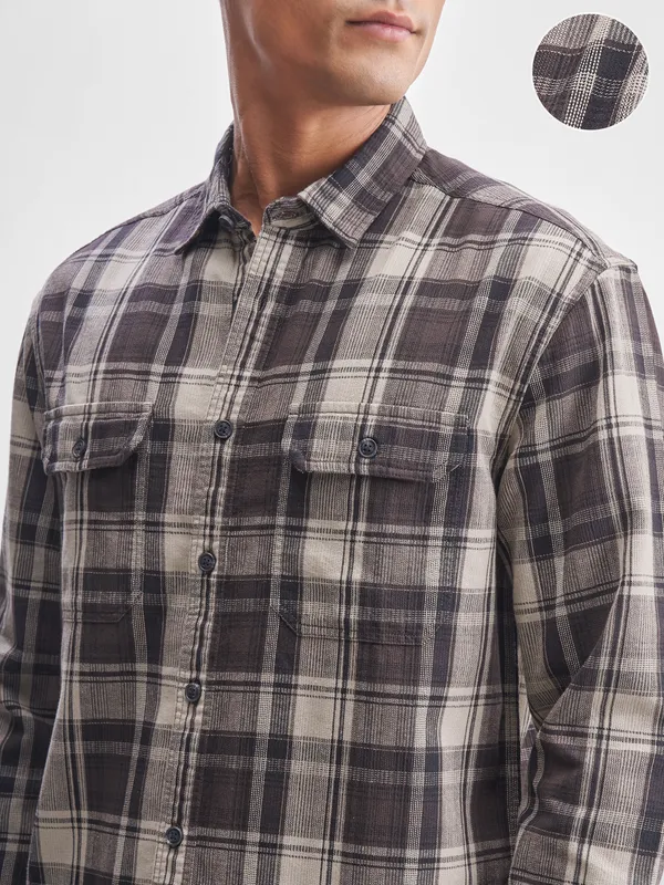 Highlander Men Brown Checked Relaxed Fit Casual Shirt