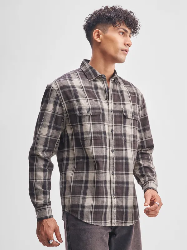 Highlander Men Brown Checked Relaxed Fit Casual Shirt