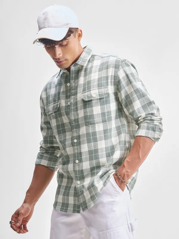 Highlander Men Green Checked Relaxed Fit Casual Shirt