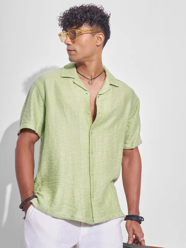 Highlander Men Green Self Design Relaxed Fit Casual Shirt