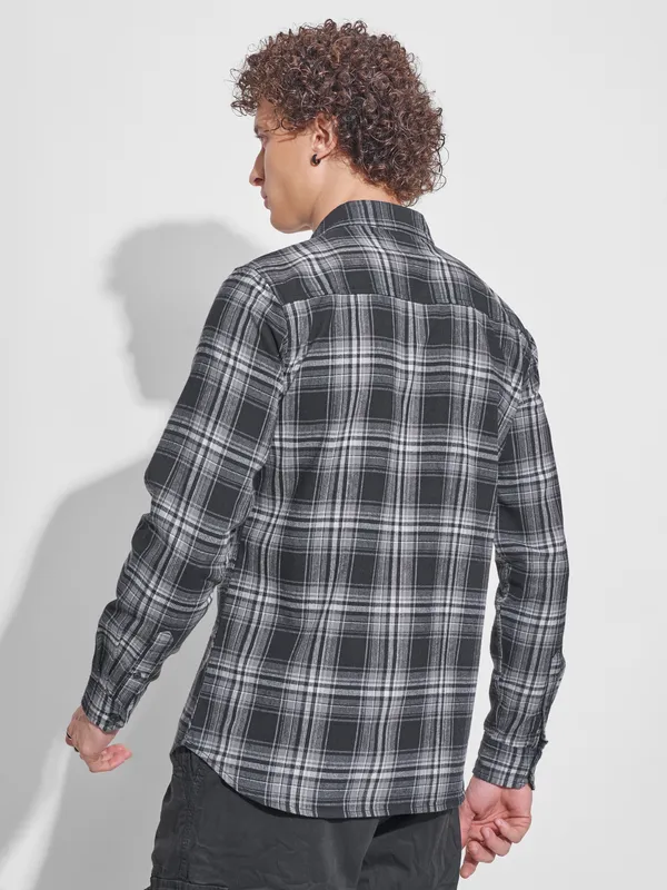 Highlander Men Black Checked Slim Fit Casual Shirt