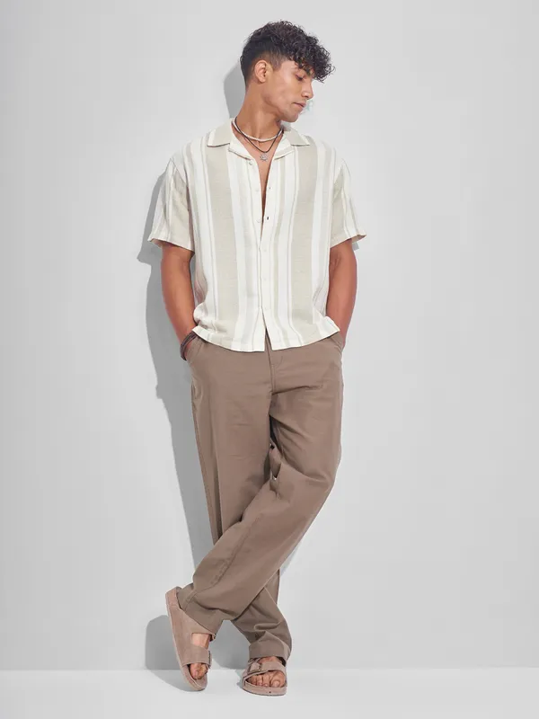 Highlander Men Cream Striped Relaxed Fit Casual Shirt