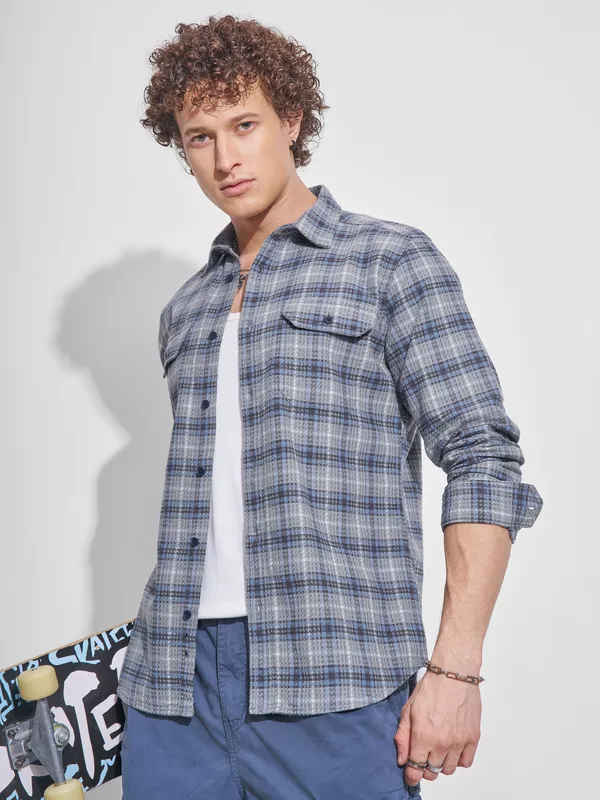Highlander Men Grey Checked Slim Fit Casual Shirt