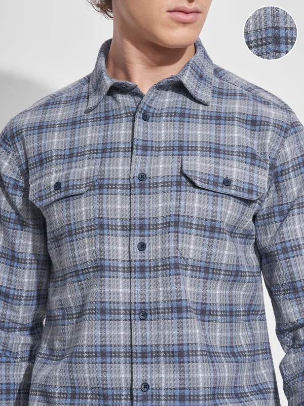 Highlander Men Grey Checked Slim Fit Casual Shirt