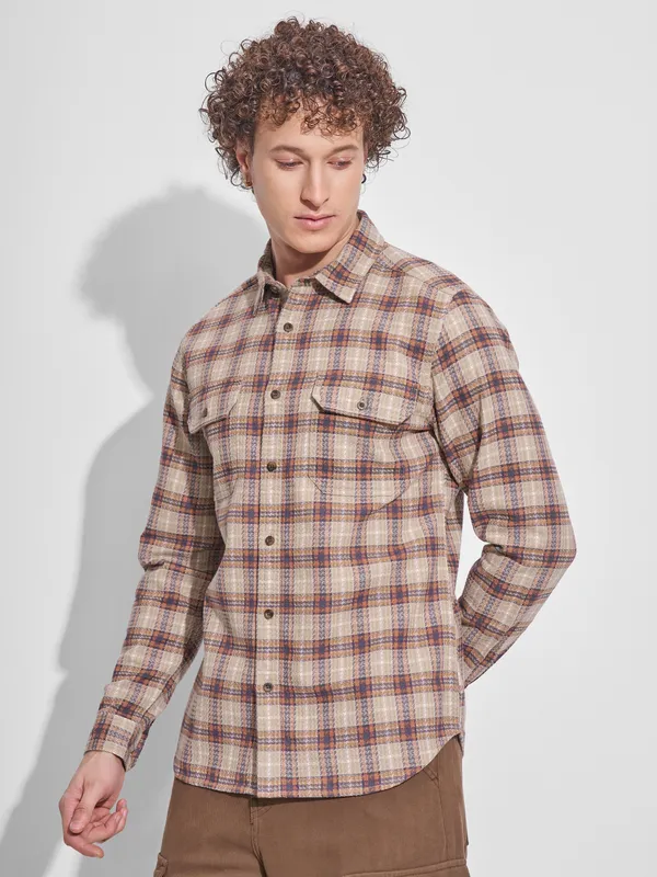 Highlander Men Beige Checked Slim Fit Casual Shirt