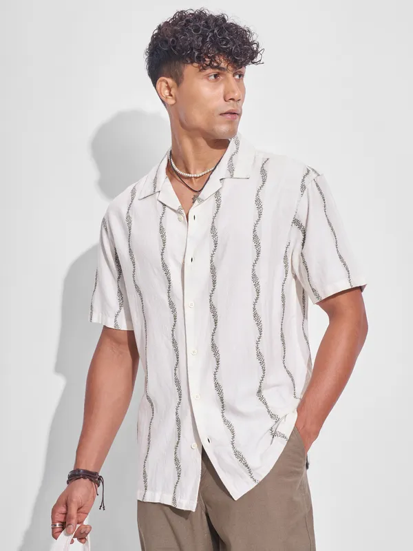 Highlander Men Cream Embroidered Relaxed Fit Casual Shirt