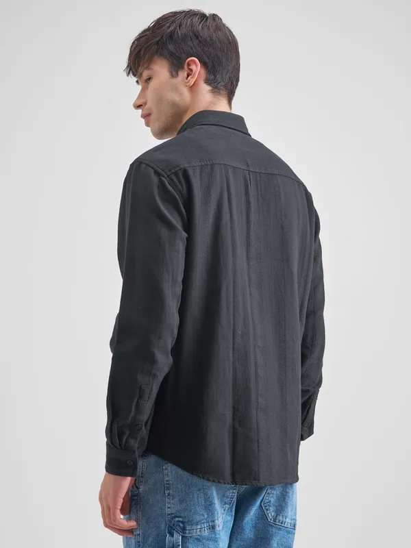 Highlander Men Black Striped Relaxed Fit Casual Shirt