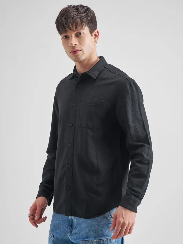 Highlander Men Black Striped Relaxed Fit Casual Shirt
