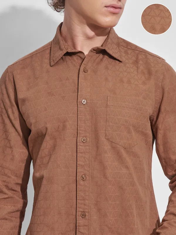 Men Slim Fit Casual Shirt