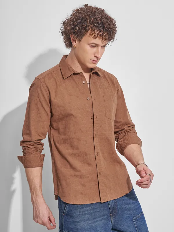 Men Slim Fit Casual Shirt