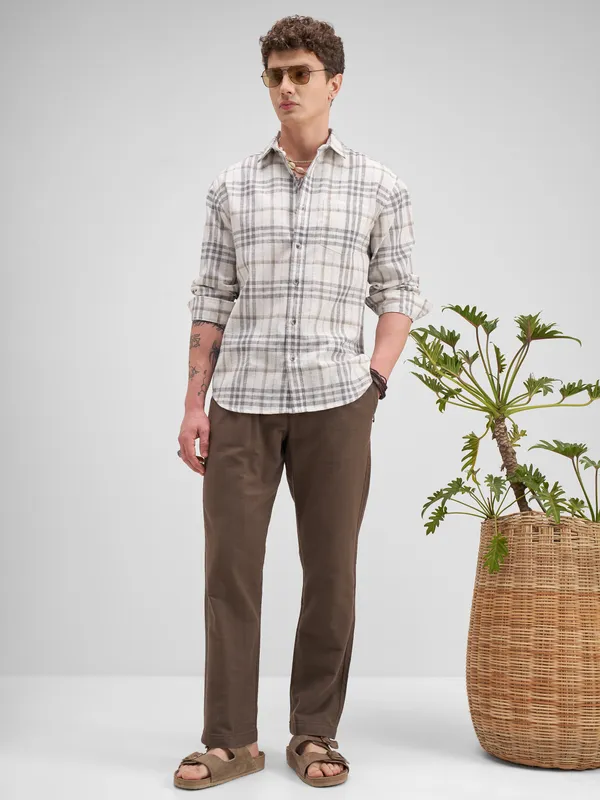 Highlander Men Grey Checked Regular Fit Casual Shirt