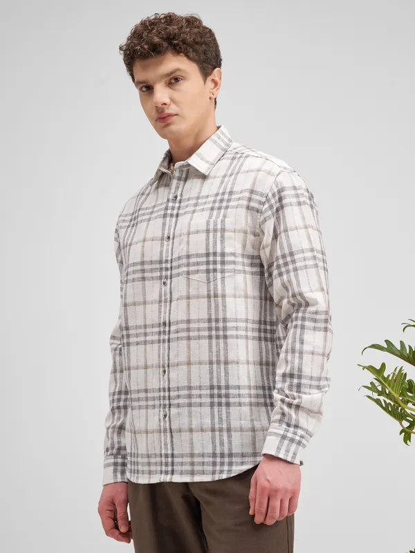 Highlander Men Grey Checked Regular Fit Casual Shirt