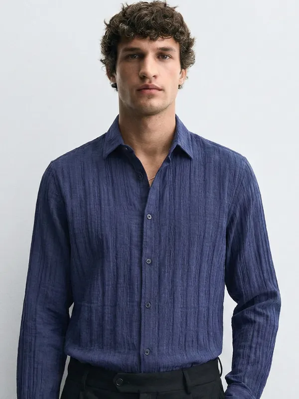 Highlander Men Blue Self Design Relaxed Fit Casual Shirt