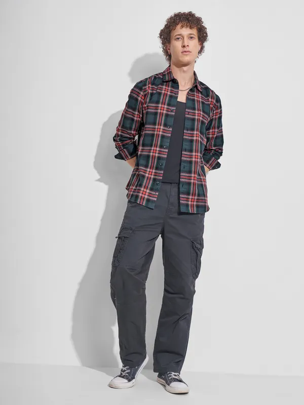 Highlander Men Teal Checked Slim Fit Casual Shirt