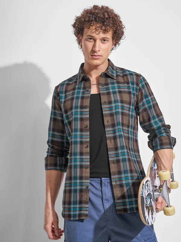 Highlander Men Khaki Checked Slim Fit Casual Shirt