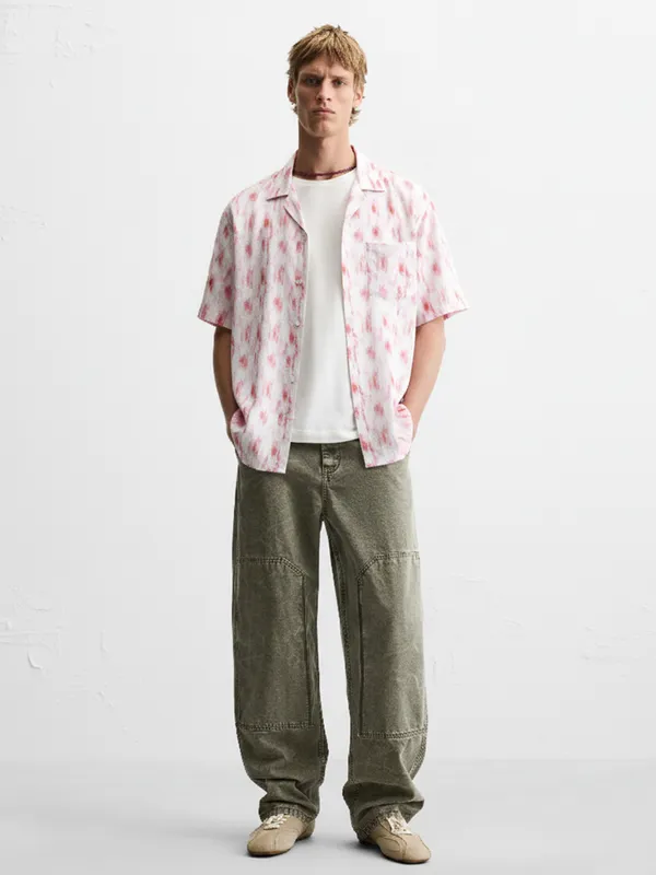 Highlander Men Off White Printed Relaxed Fit Casual Shirt