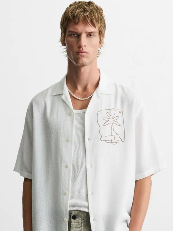 Highlander Men White Embroidered Relaxed Fit Casual Shirt