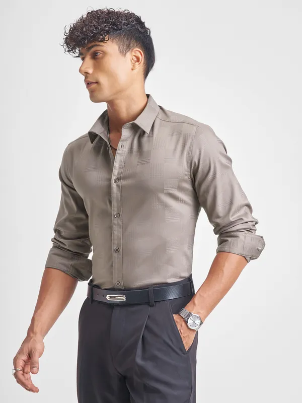 Highlander Men Beige Self Design Slim Fit Casual Shirt