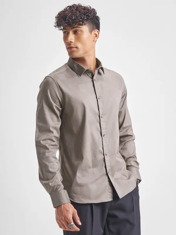 Highlander Men Beige Self Design Slim Fit Casual Shirt