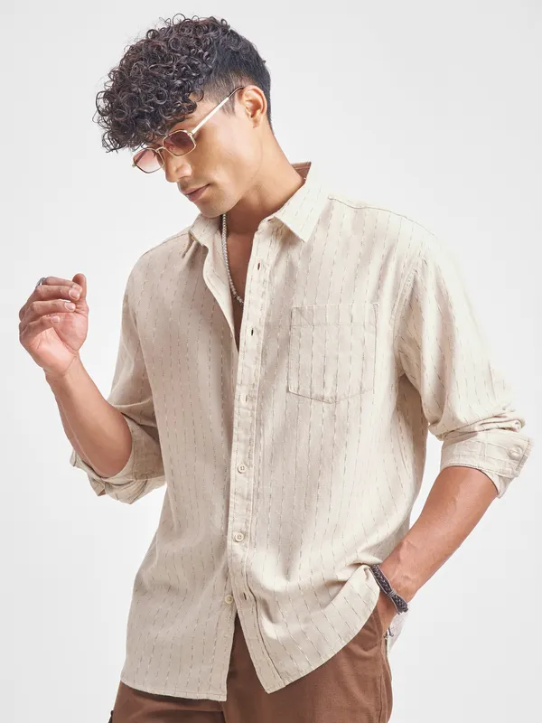 Highlander Men Beige Self Design Relaxed Fit Casual Shirt