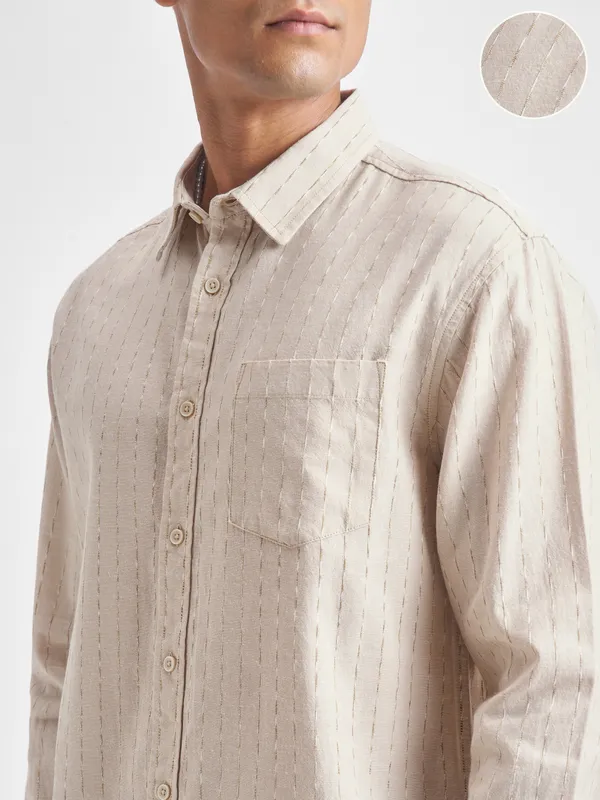 Highlander Men Beige Self Design Relaxed Fit Casual Shirt