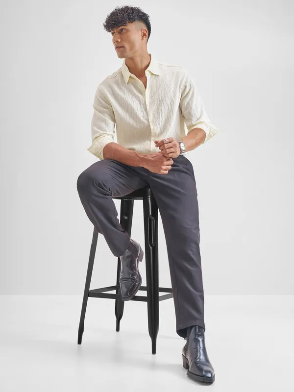 Highlander Men Cream Crushed Relaxed Fit Casual Shirt