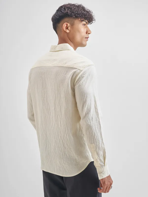 Highlander Men Cream Crushed Relaxed Fit Casual Shirt
