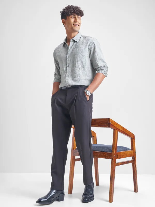 Highlander Men Grey Self Design Relaxed Fit Casual Shirt