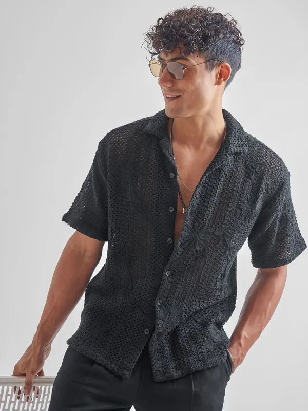 Highlander Men Black Self Design Relaxed Fit Casual Shirt