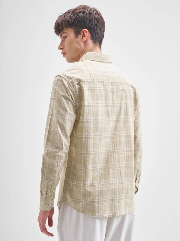Highlander Men Beige Checked Relaxed Fit Casual Shirt